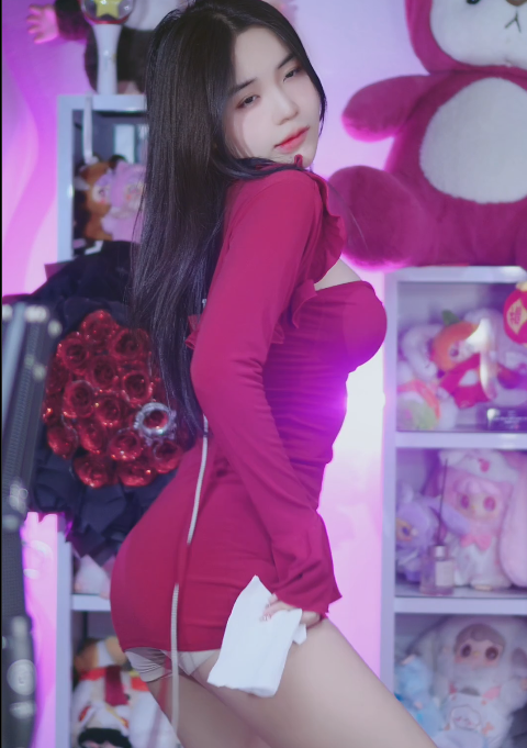 idol-tiktok-lin-linn-tiktok-live (6)